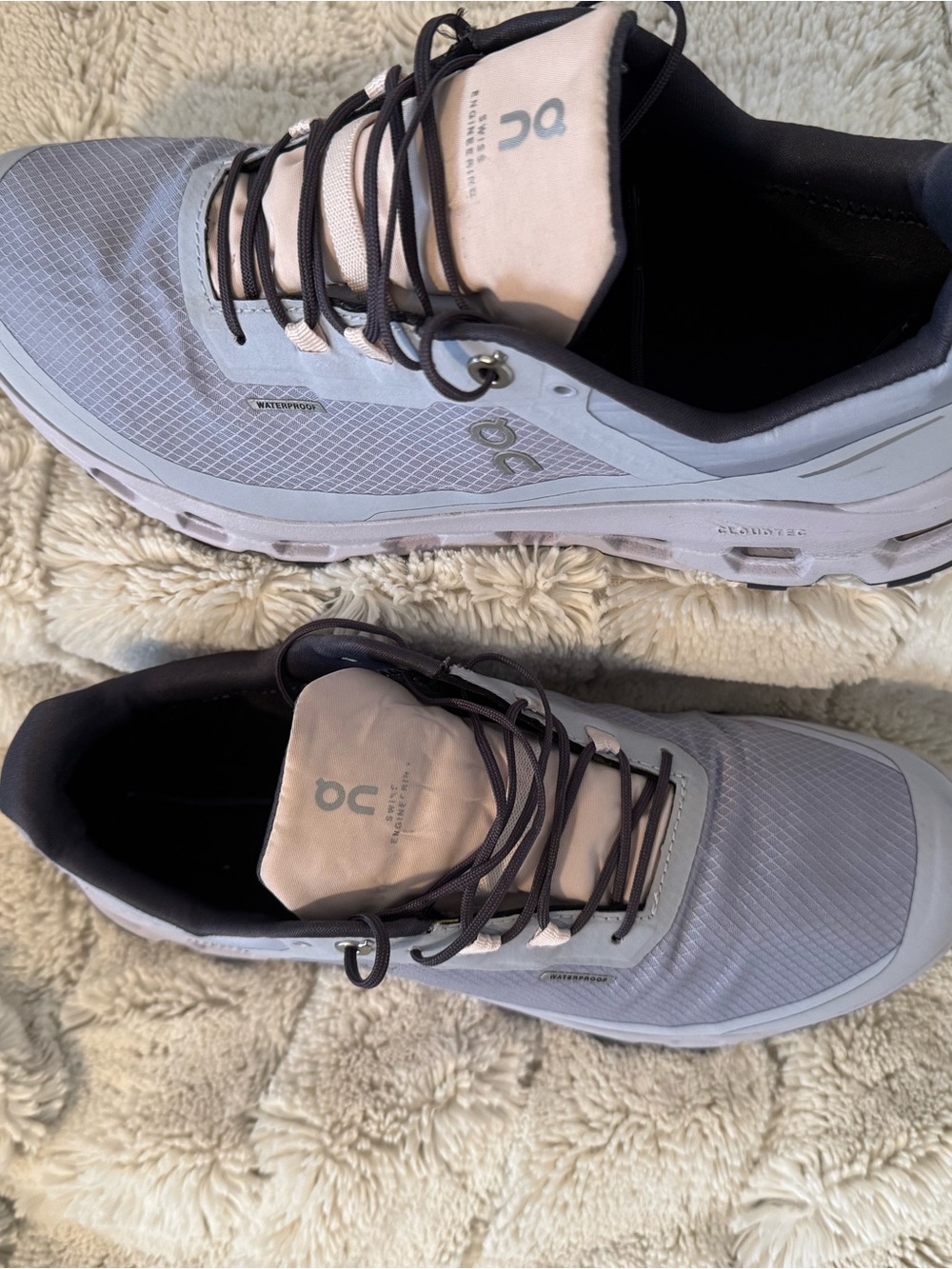 On Cloudvista Waterproof Women's Trail Running Shoe - Gray and White - Picture 4 of 11